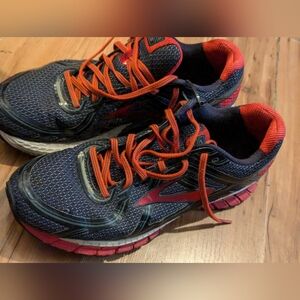 Brooks GTS 16 Running Shoes Black Red Men's Size 11